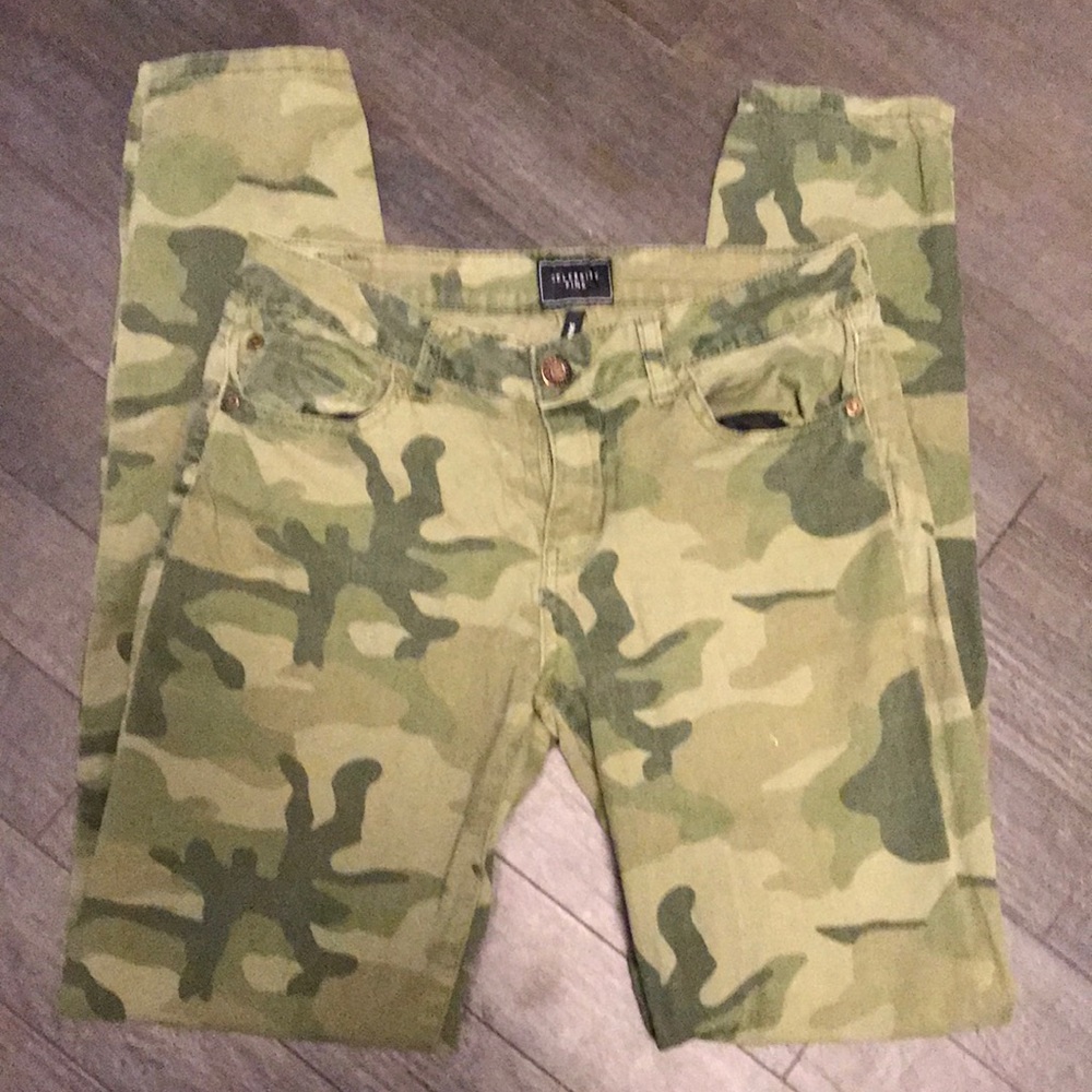 Camo Skinny Jeans